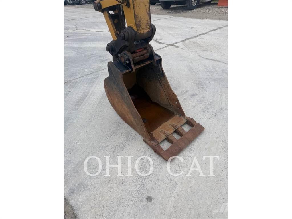 CAT 308 Miniescavadeiras