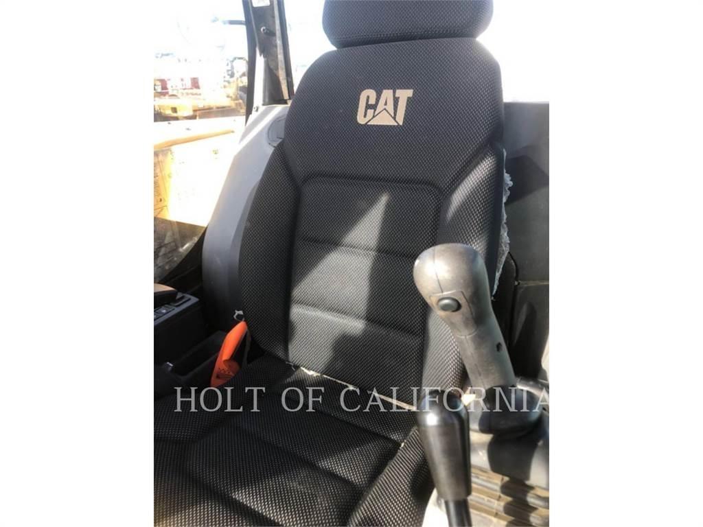 CAT 310 Escavadeiras de esteiras