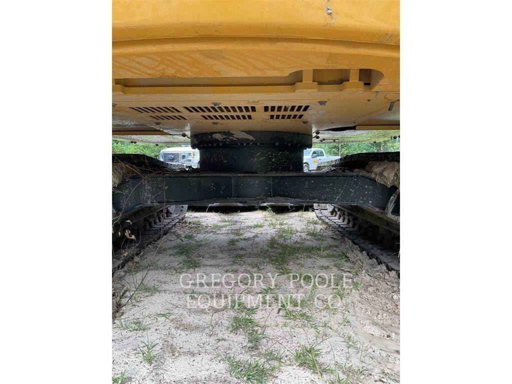 CAT 31007 Escavadeiras de esteiras