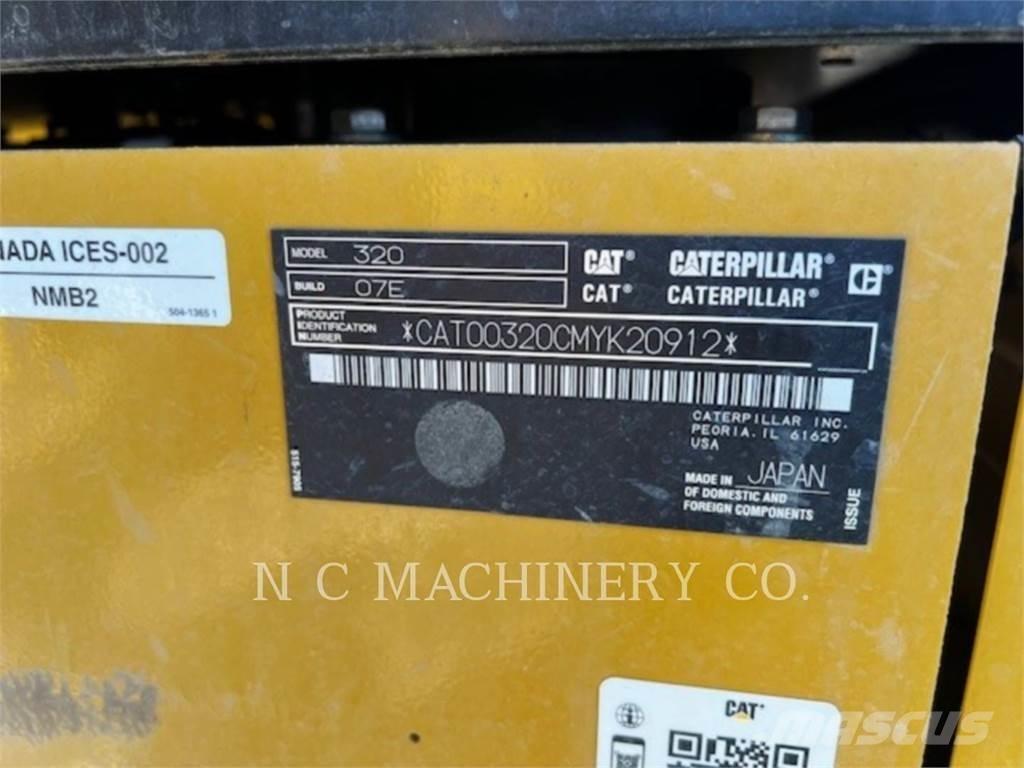 CAT 320 Escavadeiras de esteiras