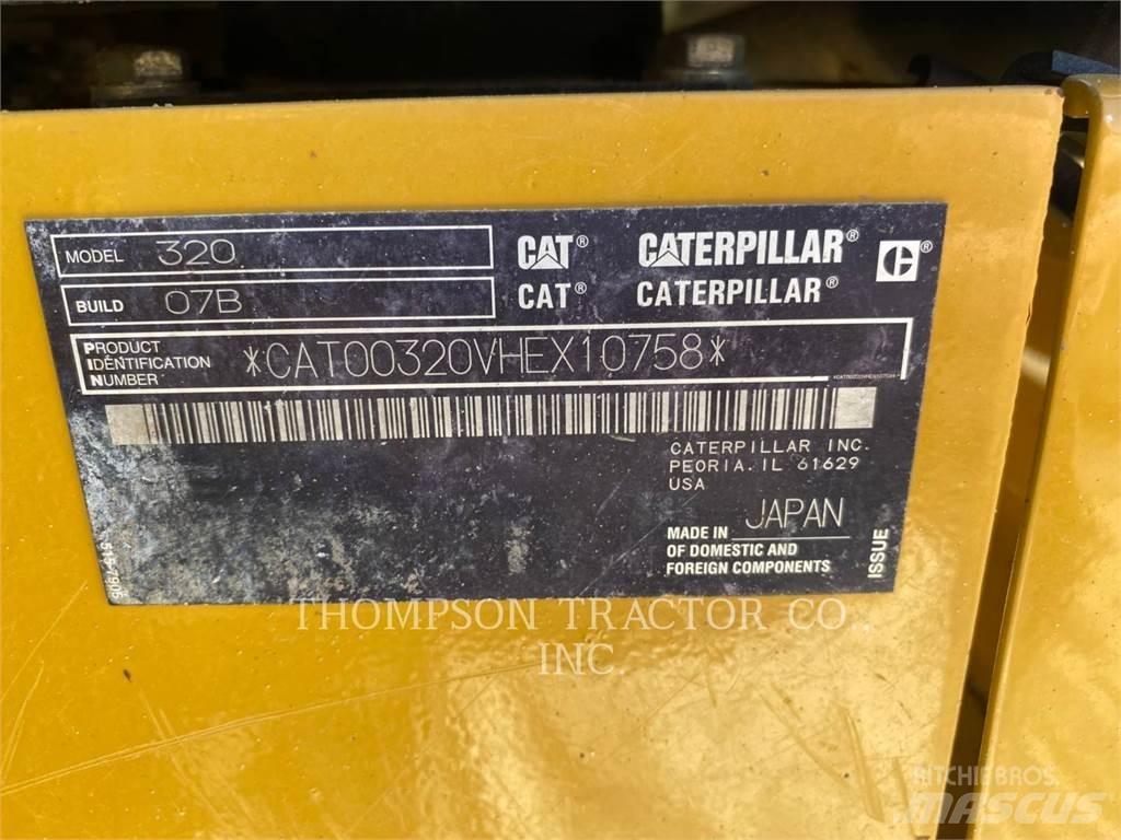 CAT 320 Escavadeiras de esteiras
