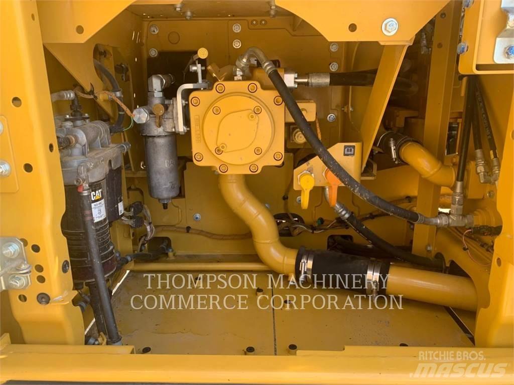 CAT 320 Escavadeiras de esteiras