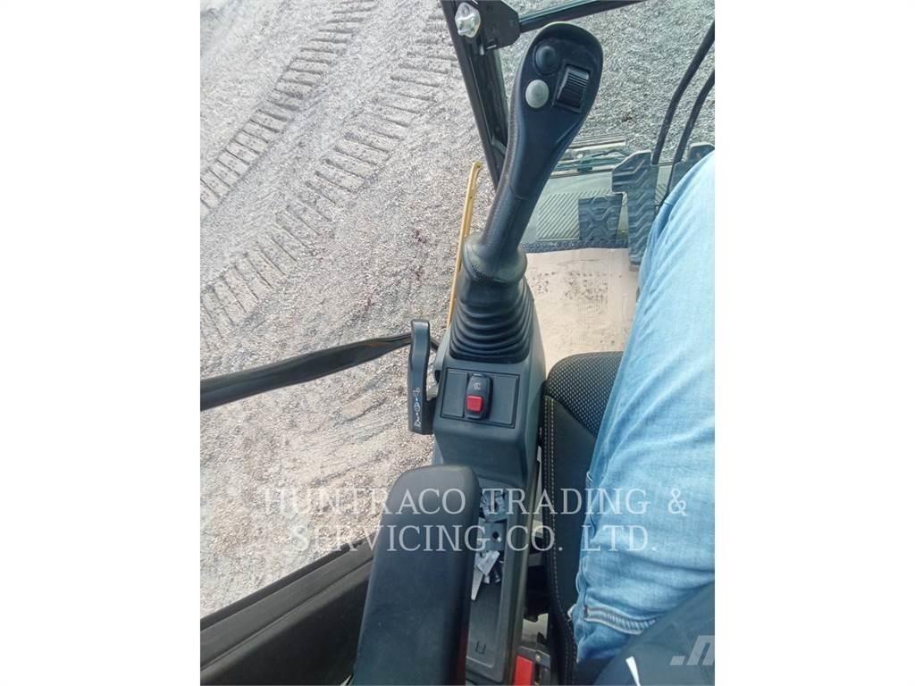 CAT 320-07 Escavadeiras de esteiras