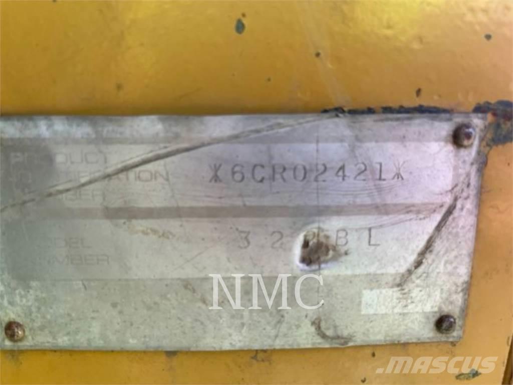 CAT 320BL Escavadeiras de esteiras