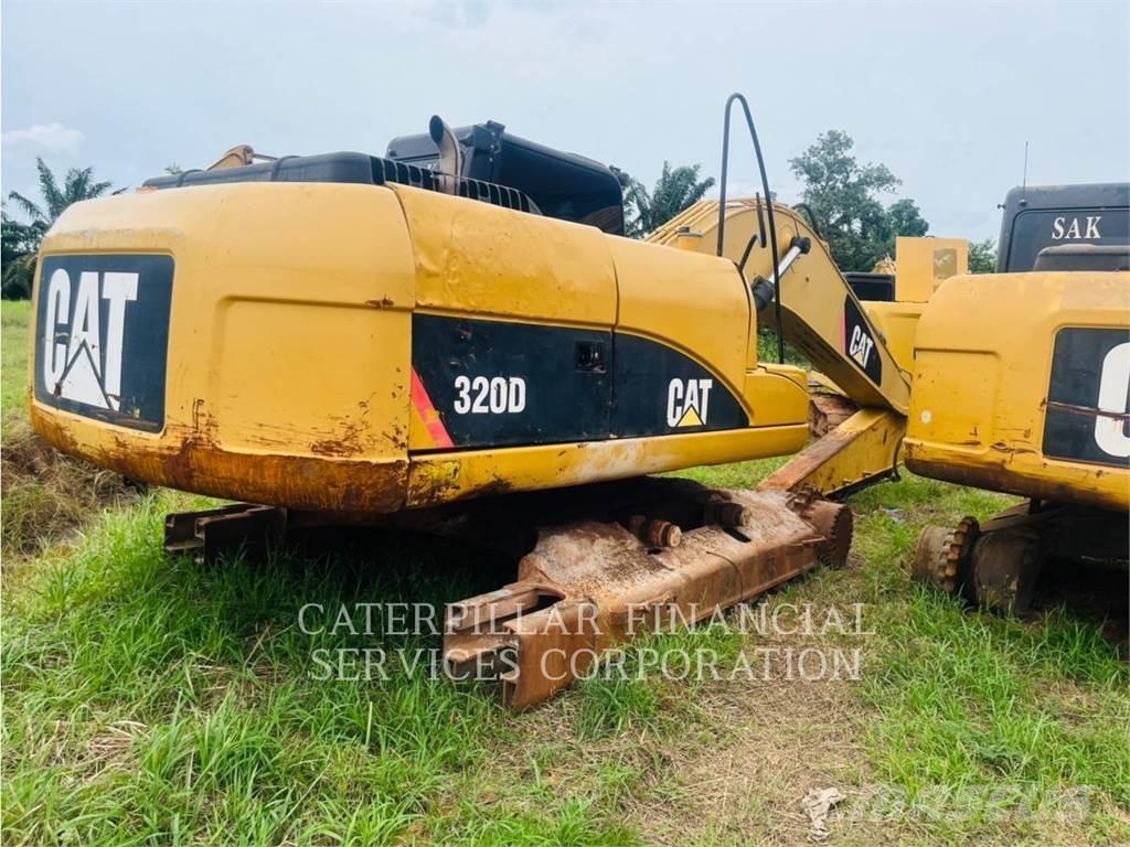 CAT 320D Escavadeiras de esteiras