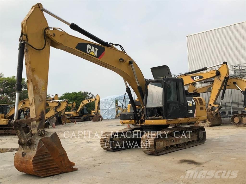 CAT 320D2 Escavadeiras de esteiras