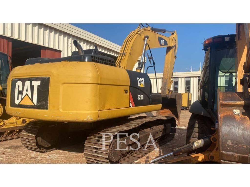 CAT 320D2 Escavadeiras de esteiras