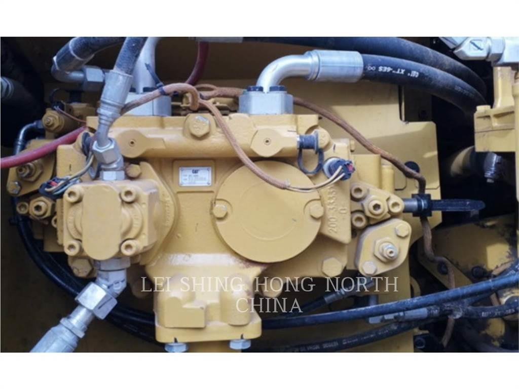 CAT 320D2 Escavadeiras de esteiras