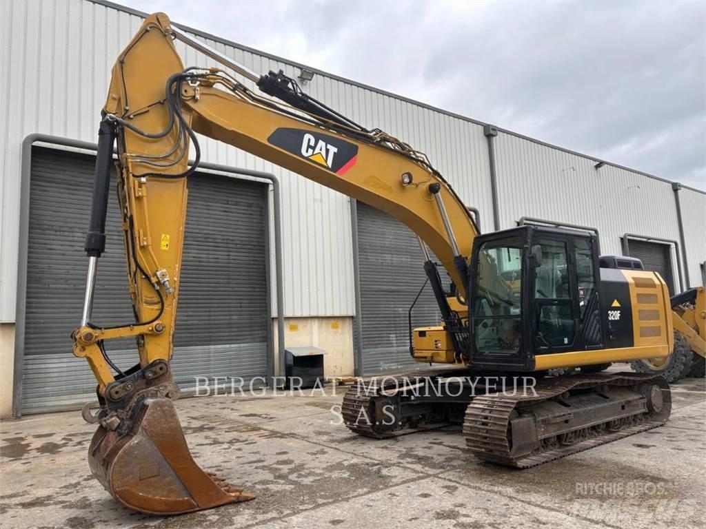 CAT 320F Escavadeiras de esteiras