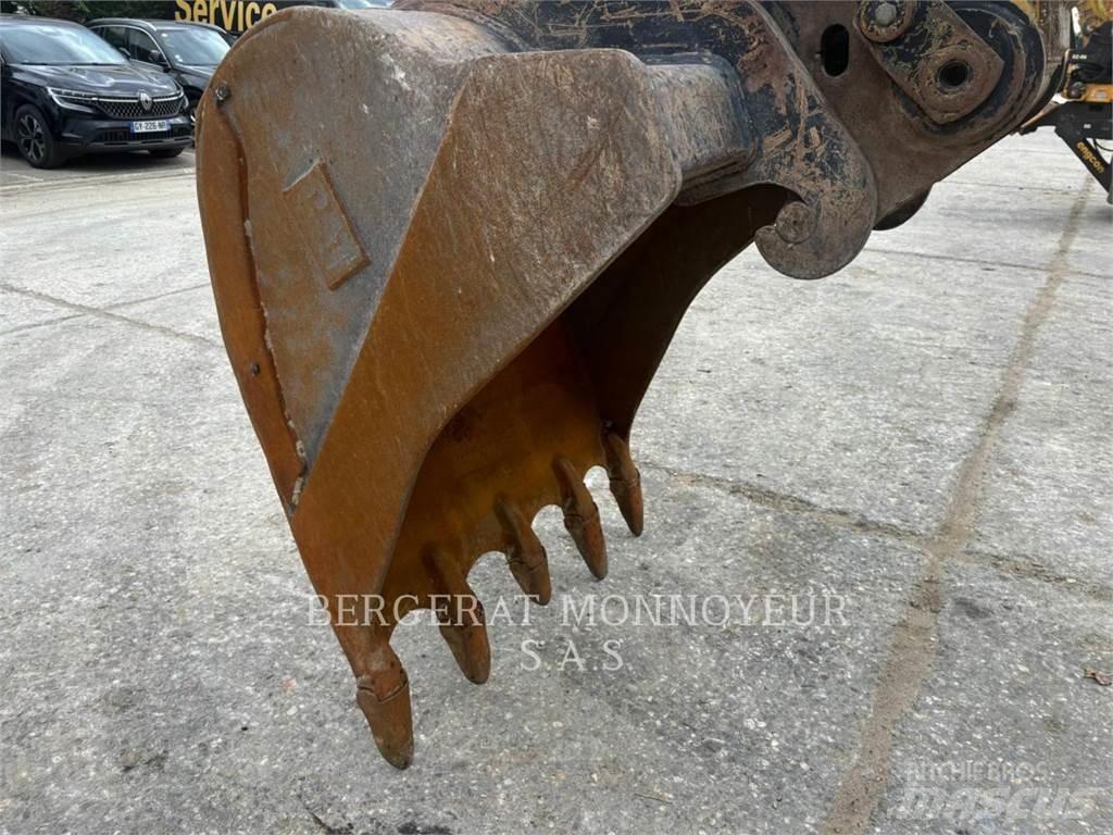 CAT 320F Escavadeiras de esteiras