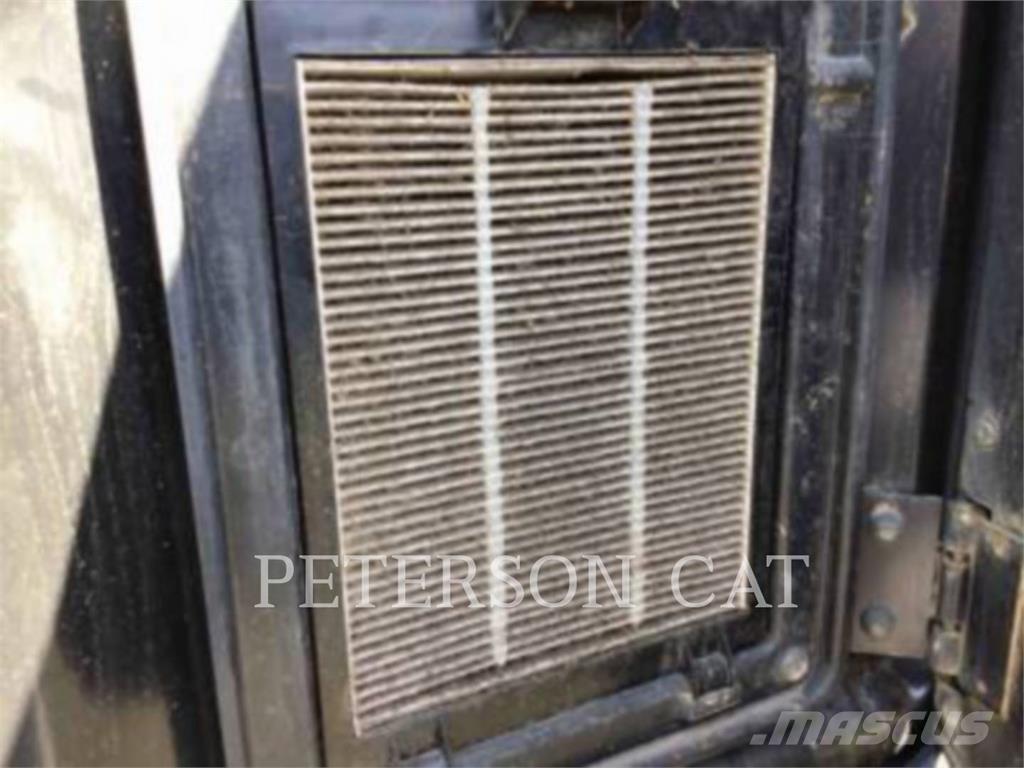 CAT 320F Escavadeiras de esteiras