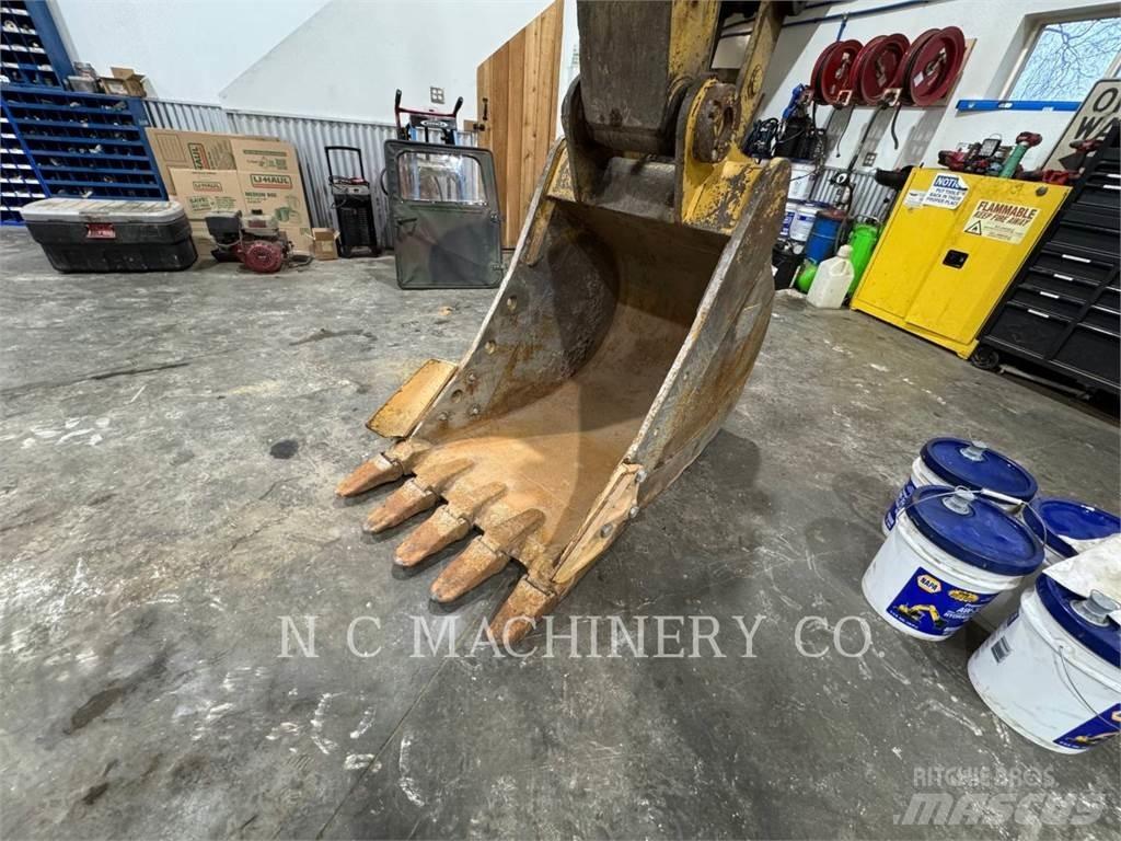 CAT 320L Escavadeiras de esteiras