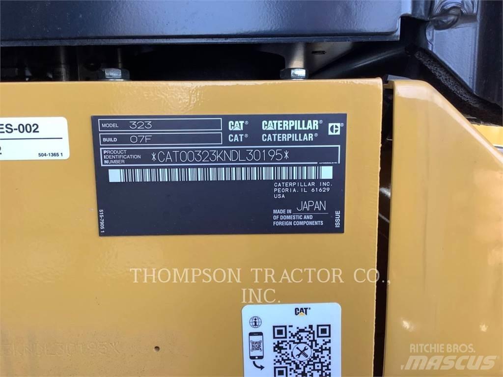 CAT 323 Escavadeiras de esteiras