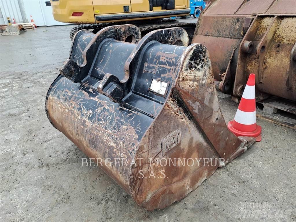 CAT 323 Escavadeiras de esteiras