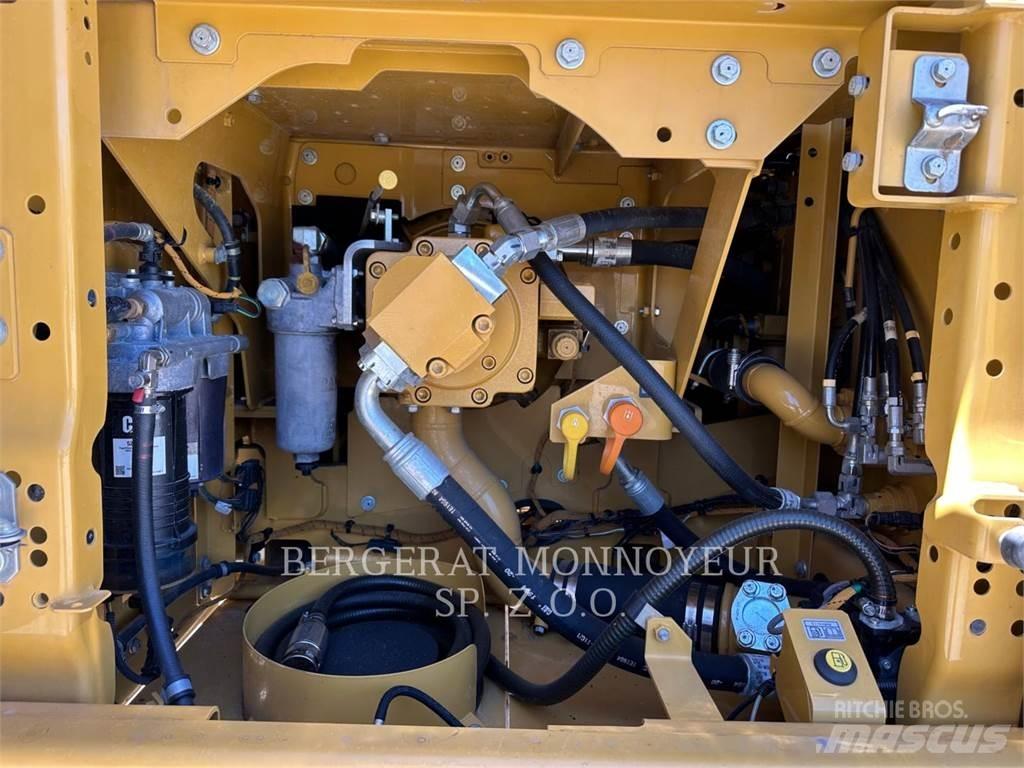 CAT 323 Escavadeiras de esteiras