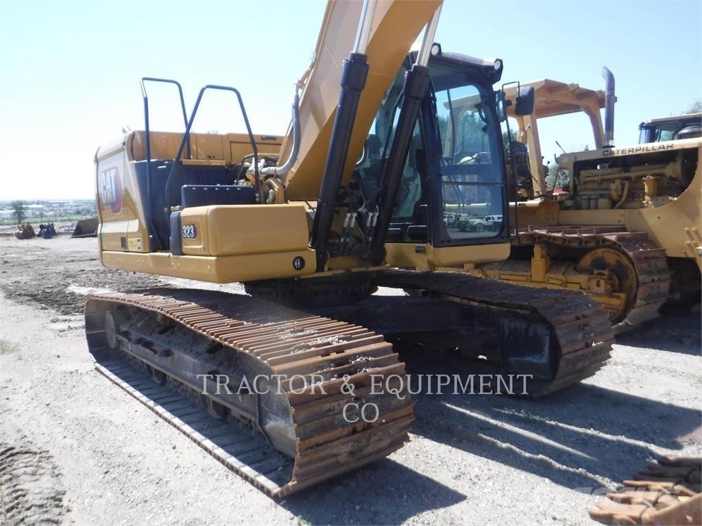 CAT 323 Escavadeiras de esteiras