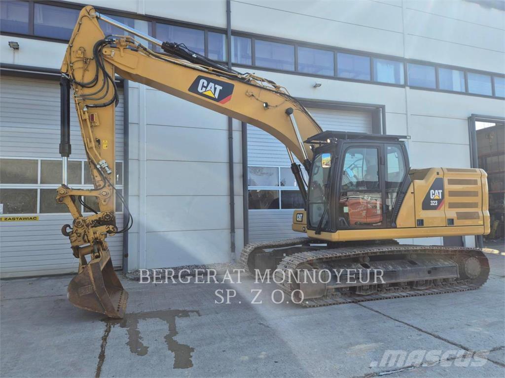 CAT 323 Escavadeiras de esteiras