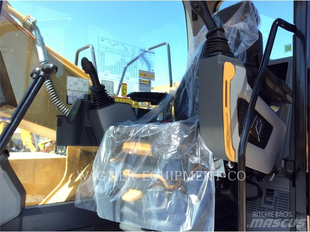 CAT 323 Escavadeiras de esteiras