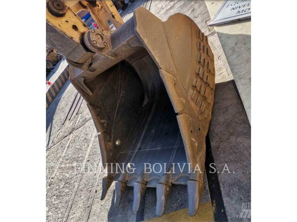 CAT 323-07 Escavadeiras de esteiras