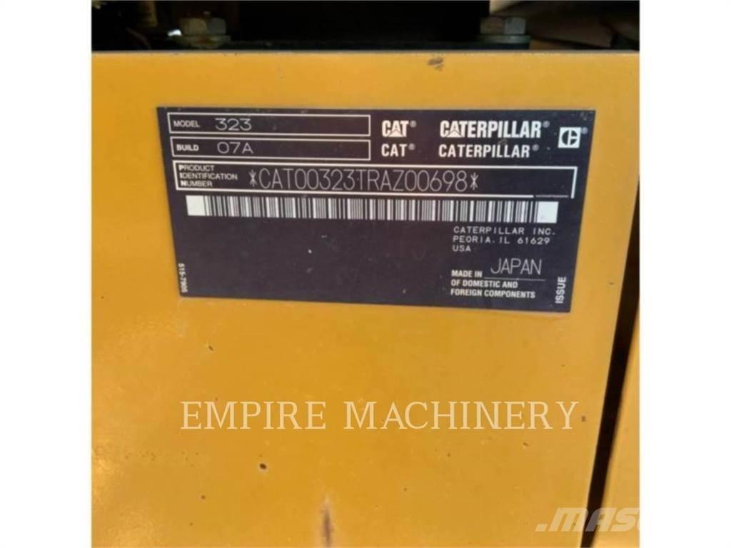 CAT 323-07 Escavadeiras de esteiras
