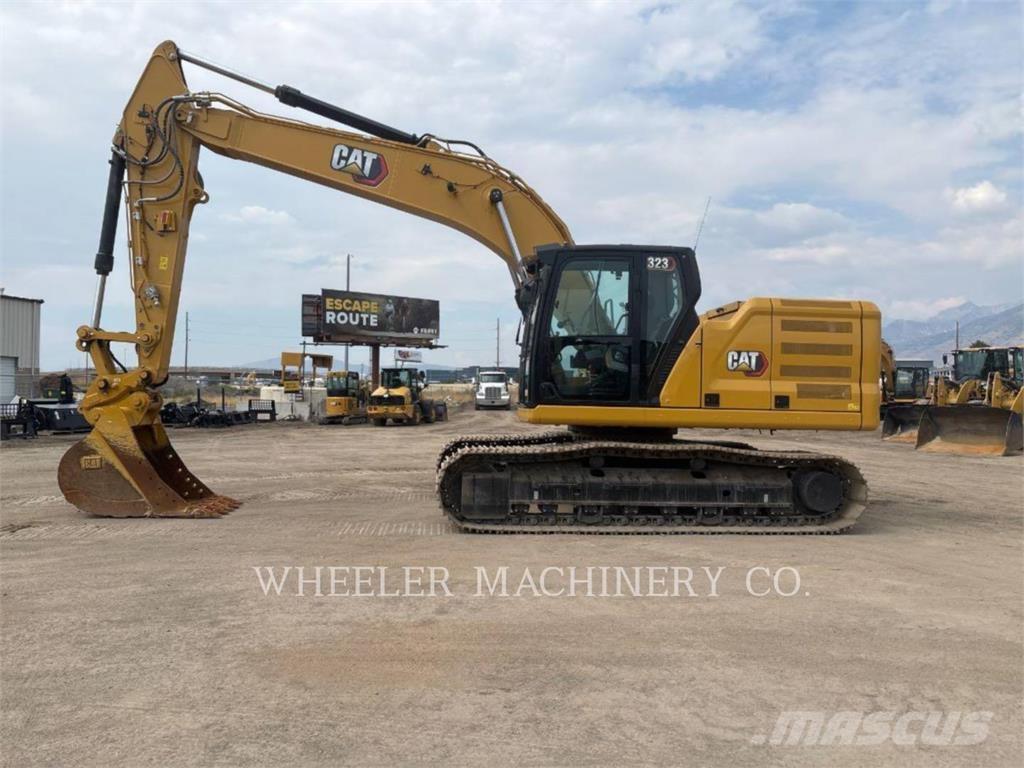 CAT 323 CF Escavadeiras de esteiras
