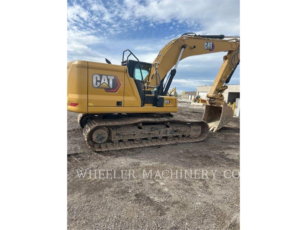 CAT 323 CF Escavadeiras de esteiras