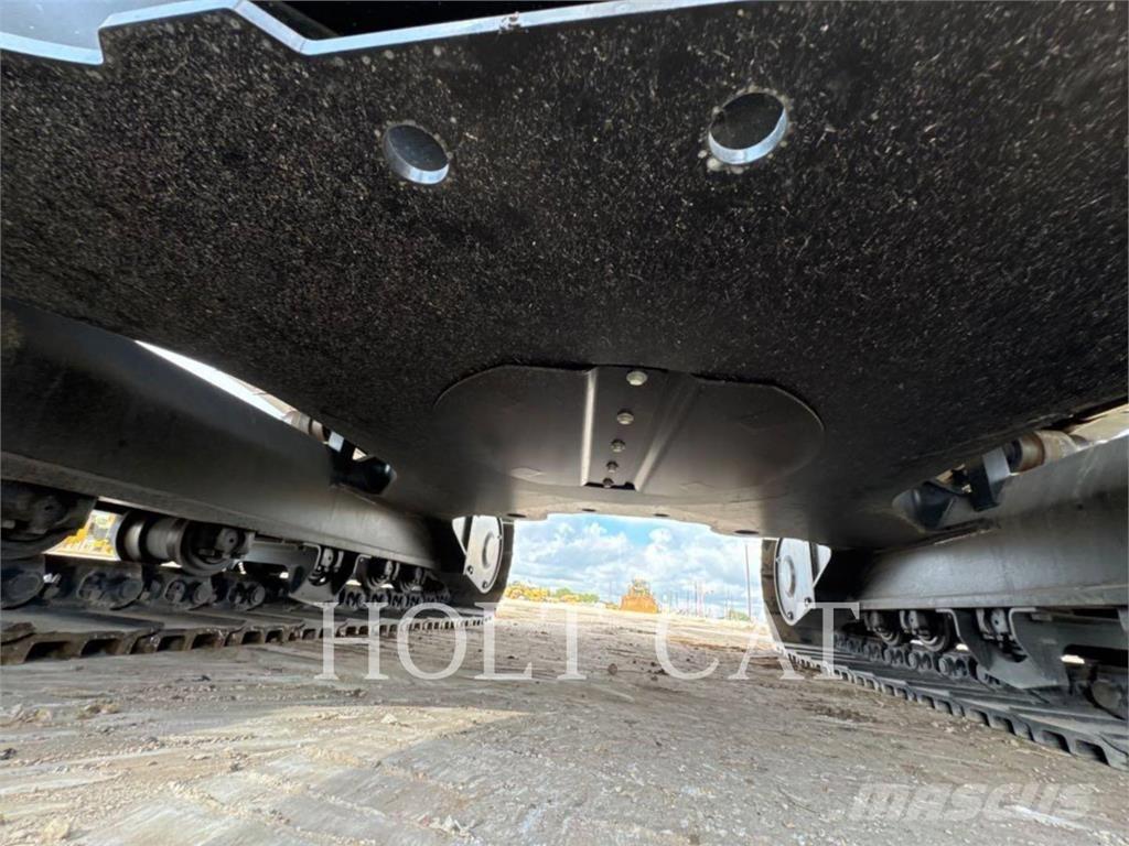 CAT 323 TC Carregadeiras de rodas