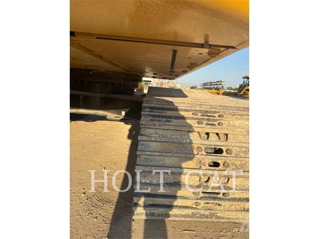 CAT 323 TC Carregadeiras de rodas