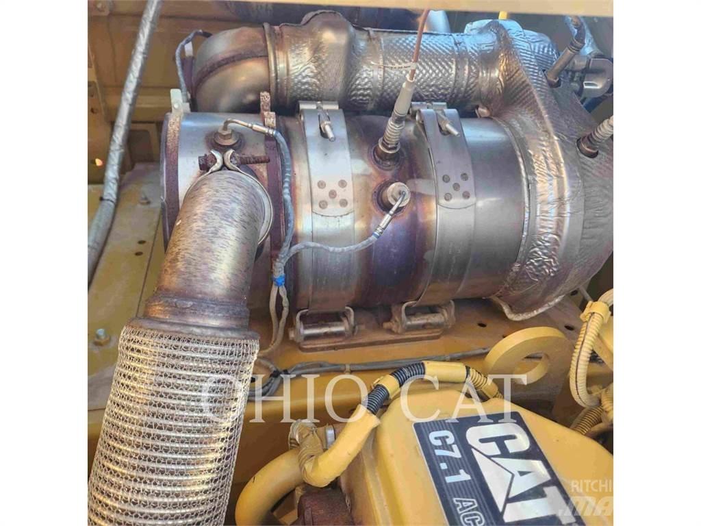 CAT 323 TCS Escavadeiras de esteiras
