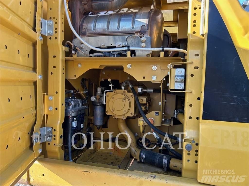 CAT 323 TCS Escavadeiras de esteiras