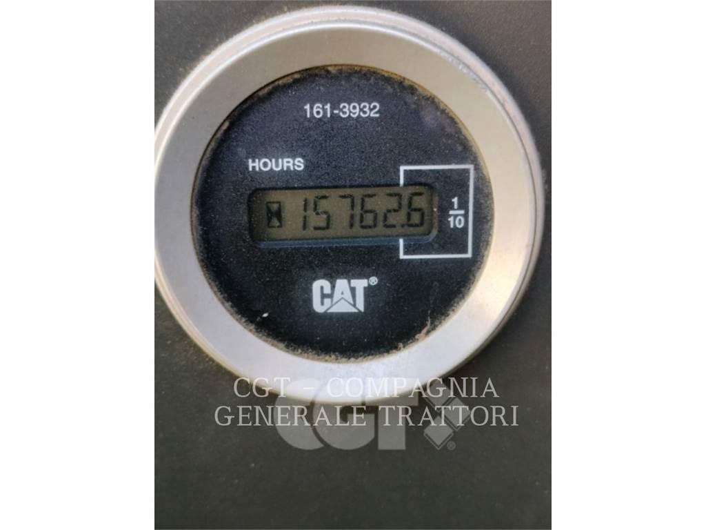 CAT 323D Escavadeiras de esteiras