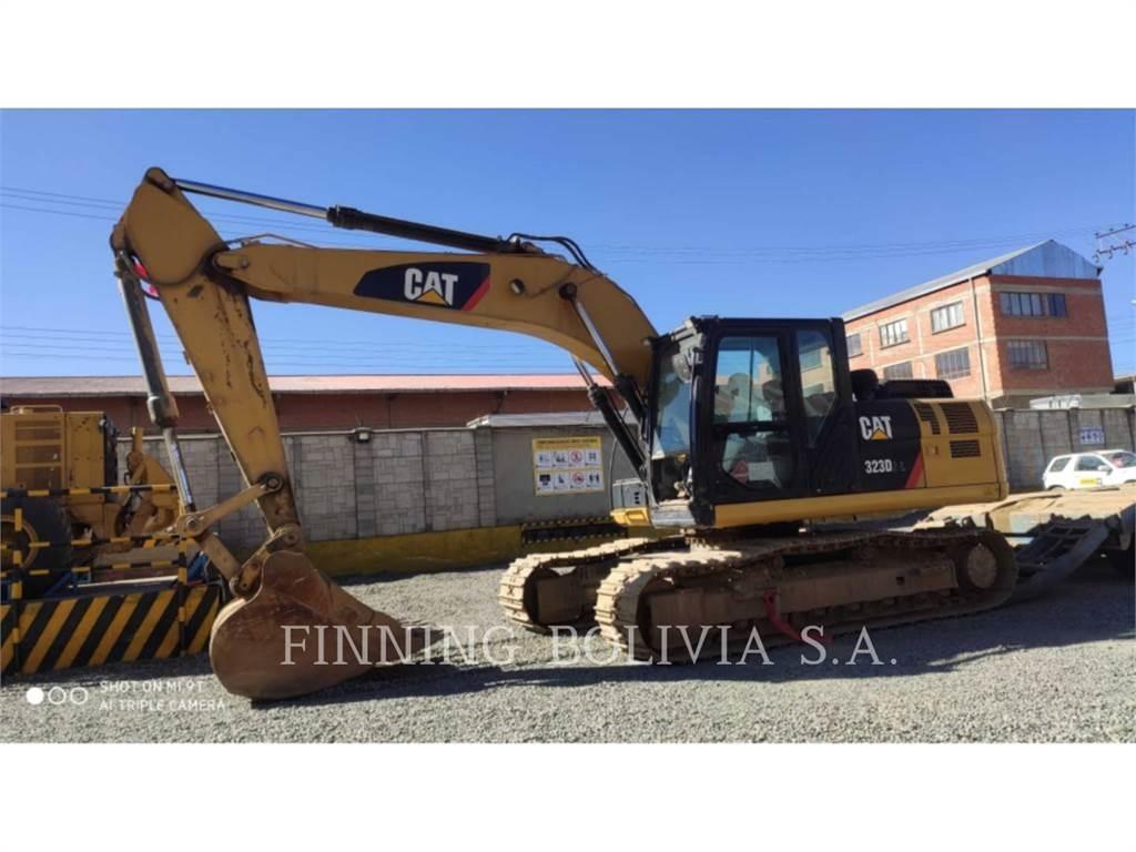 CAT 323D2L Escavadeiras de esteiras