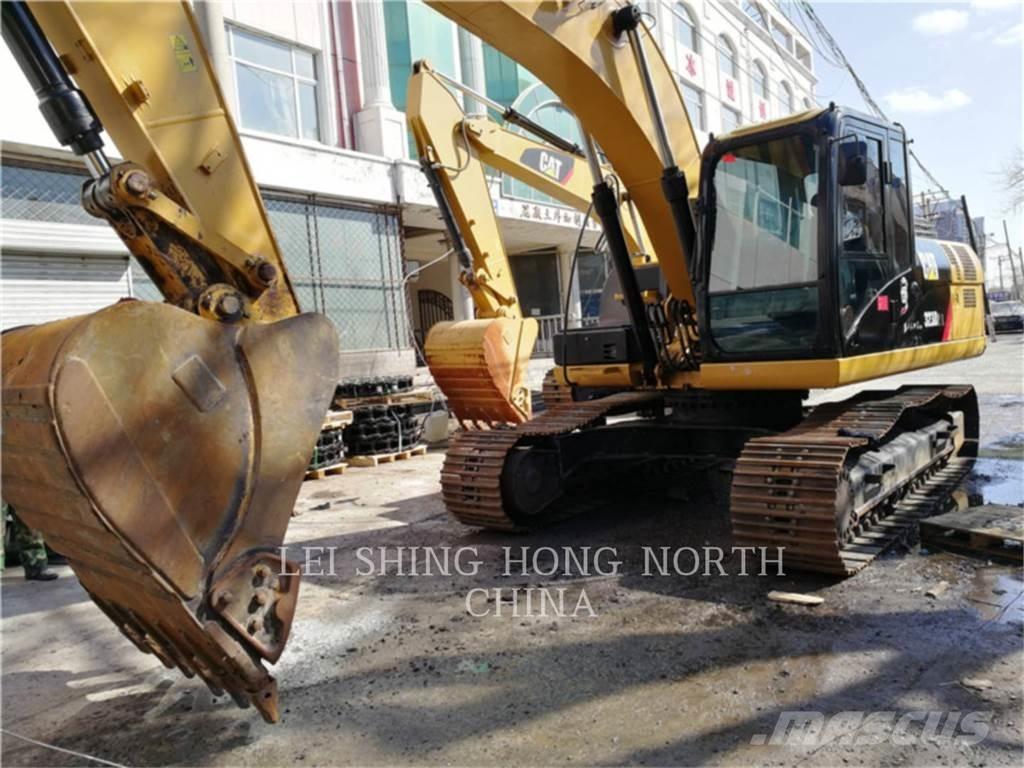 CAT 323D2L Escavadeiras de esteiras