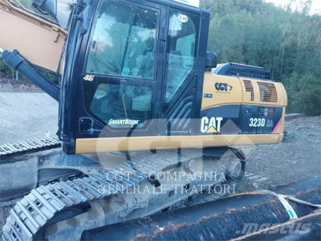 CAT 323DSA Escavadeiras de esteiras