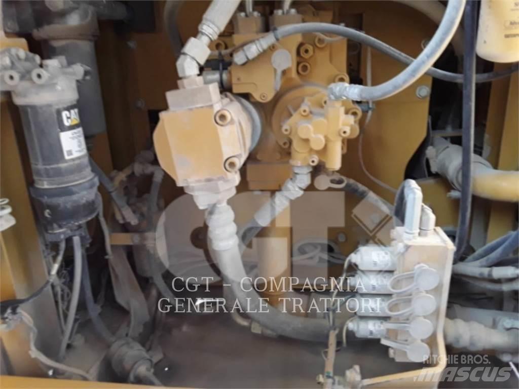 CAT 323F Escavadeiras de esteiras