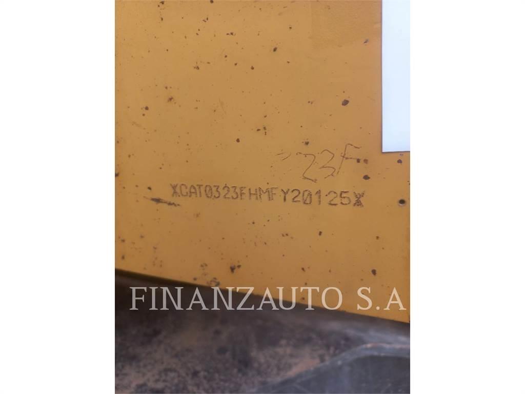 CAT 323F Escavadeiras de esteiras