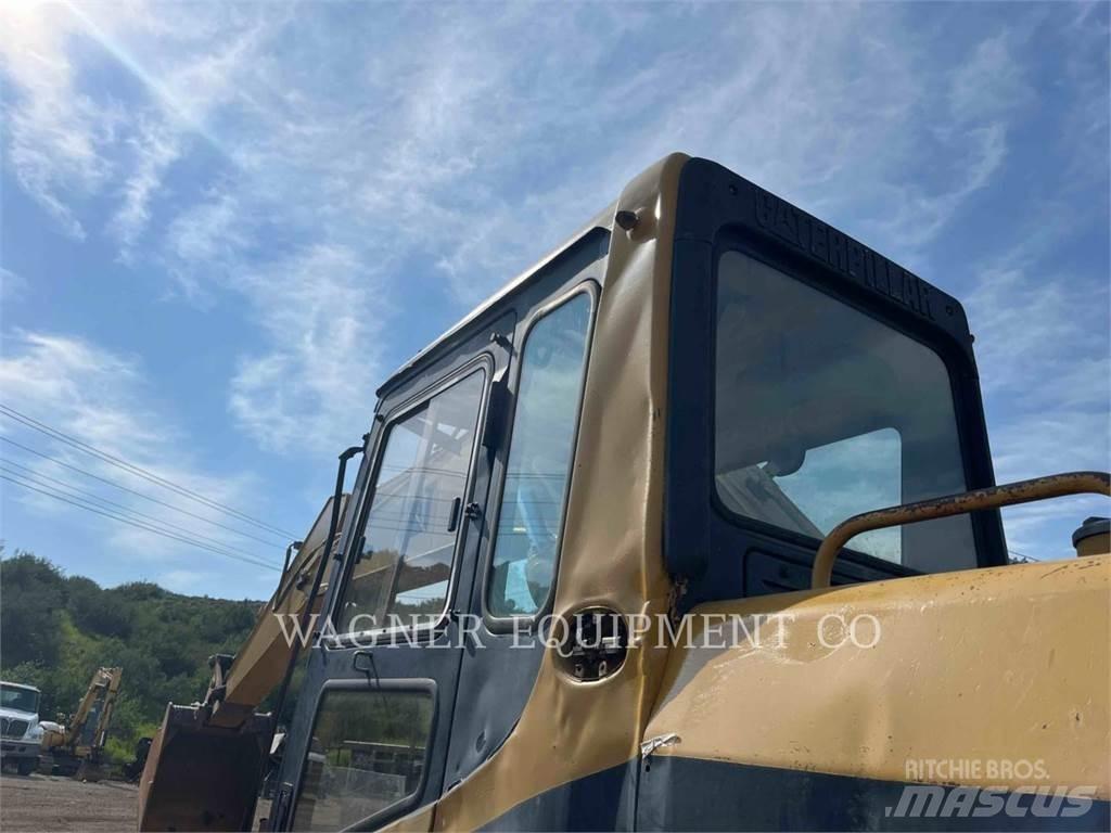 CAT 325 Escavadeiras de esteiras