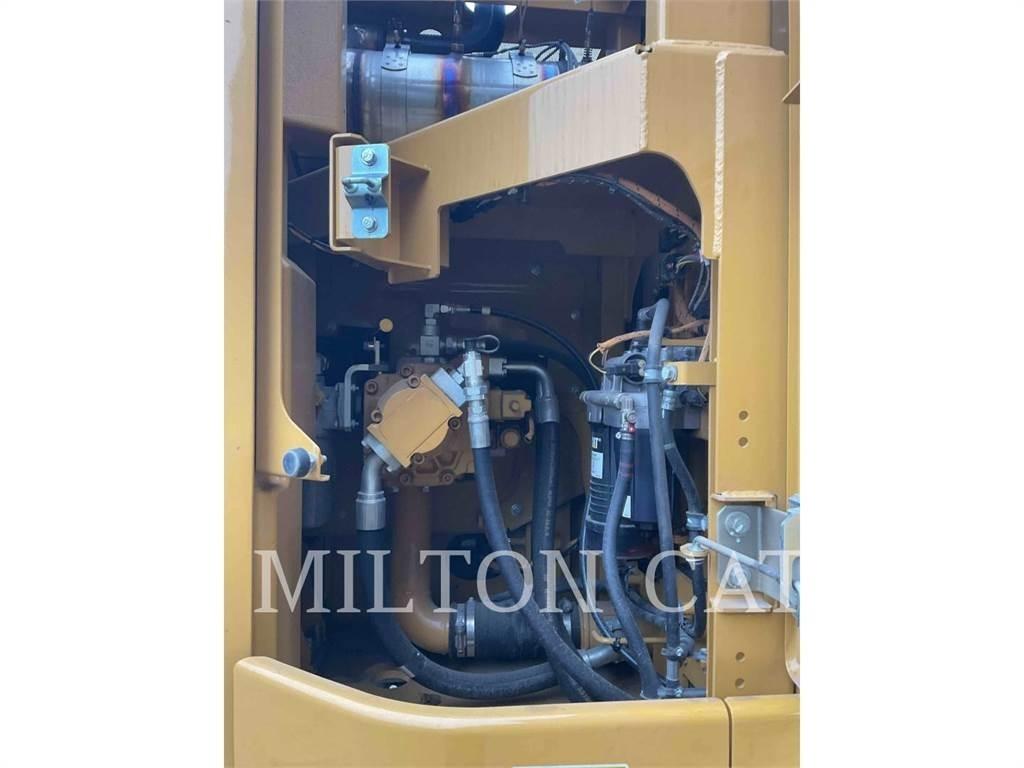 CAT 32507 Escavadeiras de esteiras