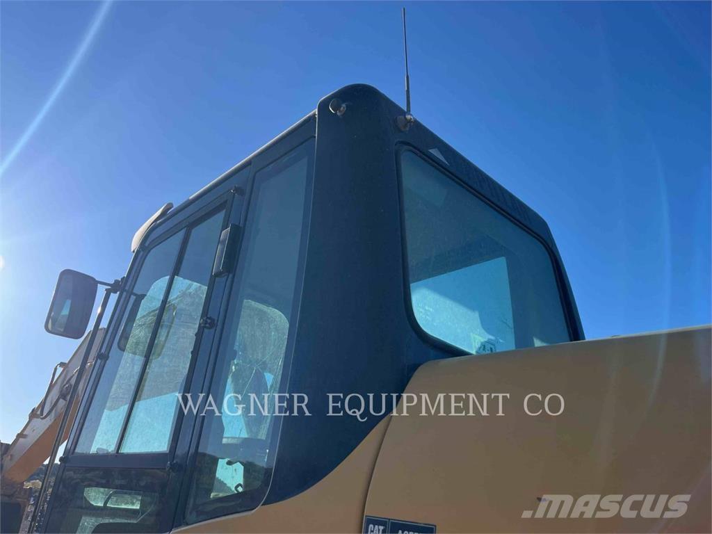 CAT 325DL Escavadeiras de esteiras