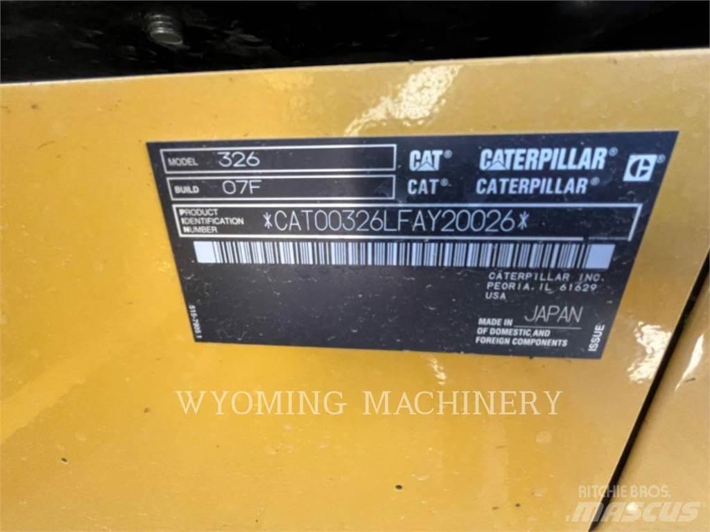 CAT 326 Escavadeiras de esteiras