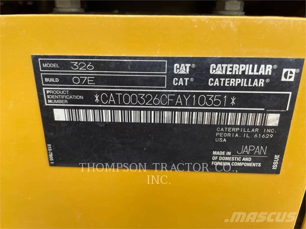 CAT 326 Escavadeiras de esteiras