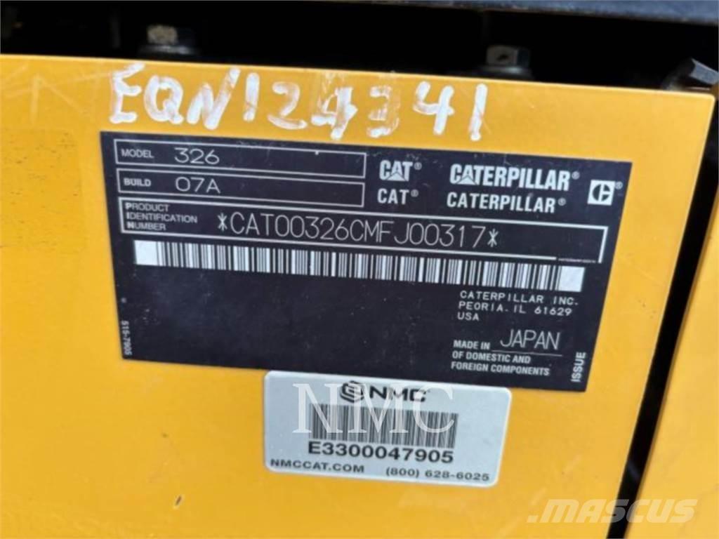 CAT 326-07 Escavadeiras de esteiras