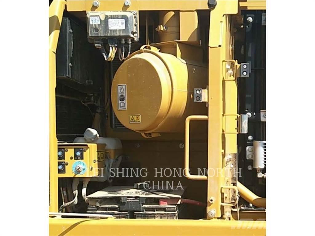 CAT 326D2L Escavadeiras de esteiras