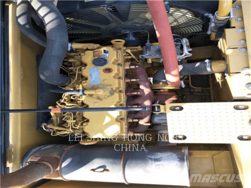 CAT 326D2L Escavadeiras de esteiras