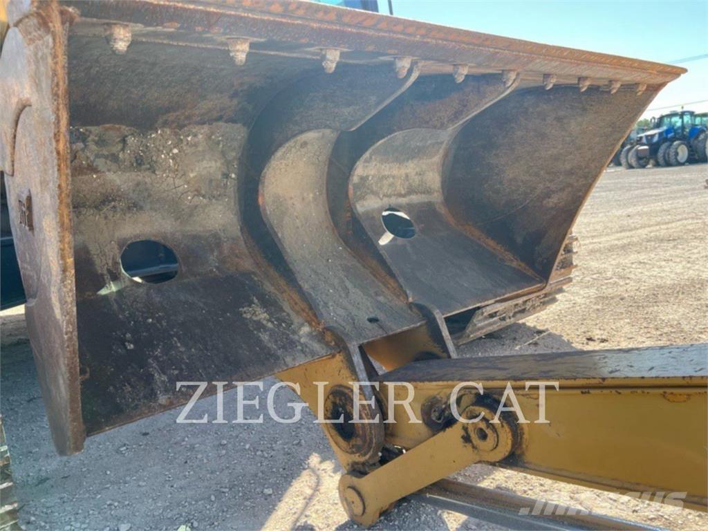 CAT 326F Escavadeiras de esteiras