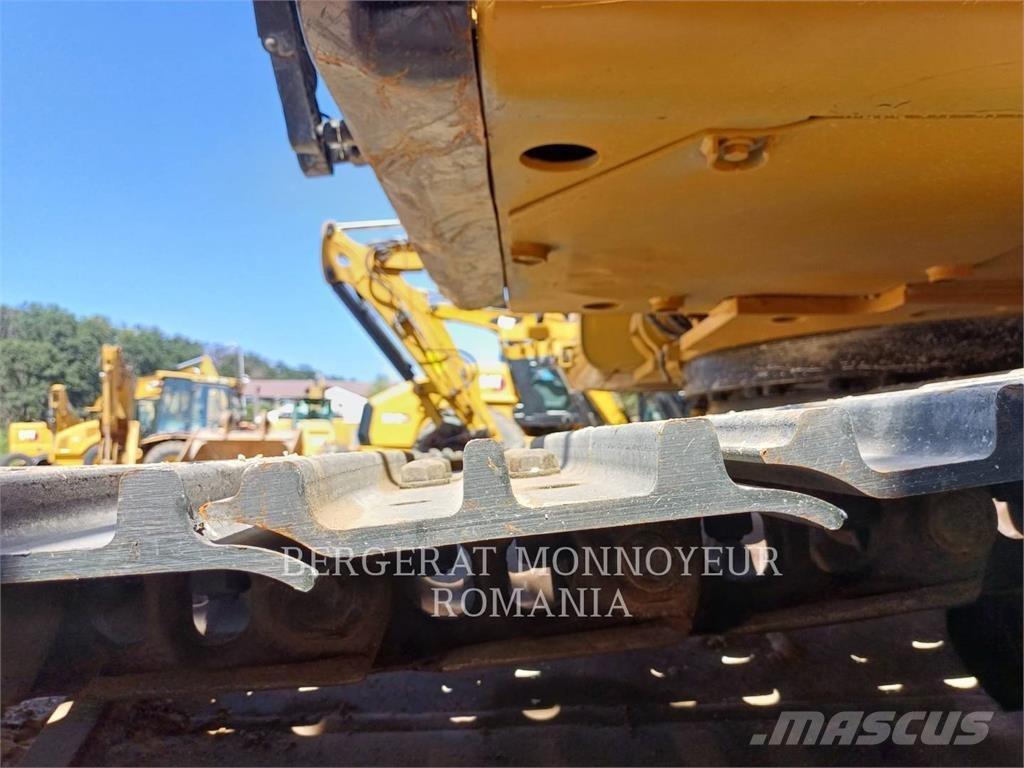 CAT 326FL Escavadeiras de esteiras