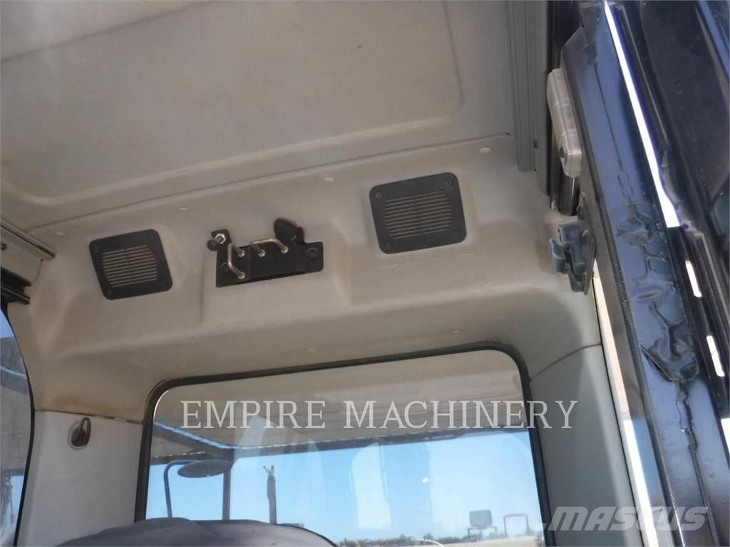 CAT 328DLCR Escavadeiras de esteiras