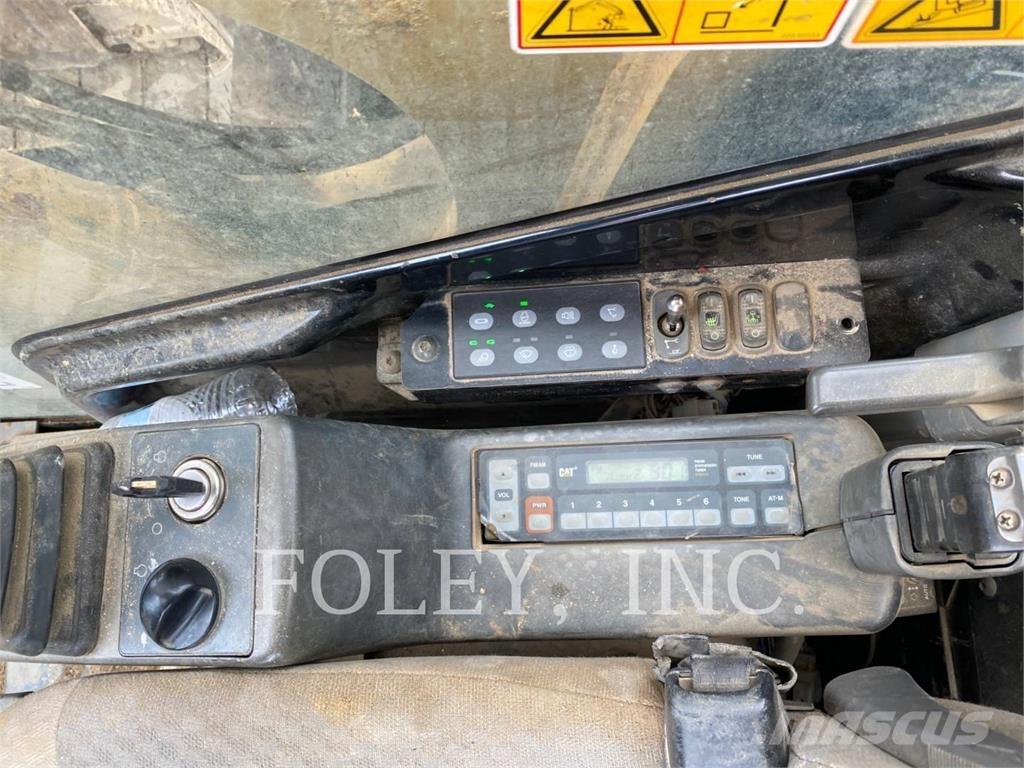 CAT 328DLCR Escavadeiras de esteiras