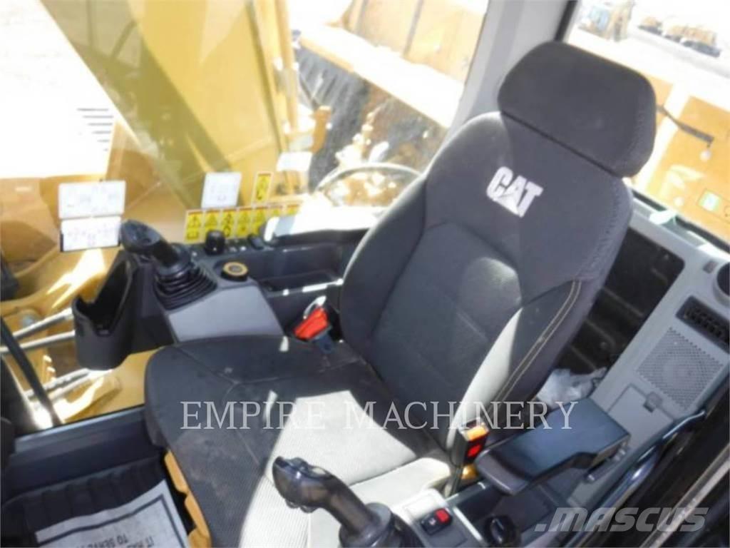 CAT 330-07 Escavadeiras de esteiras