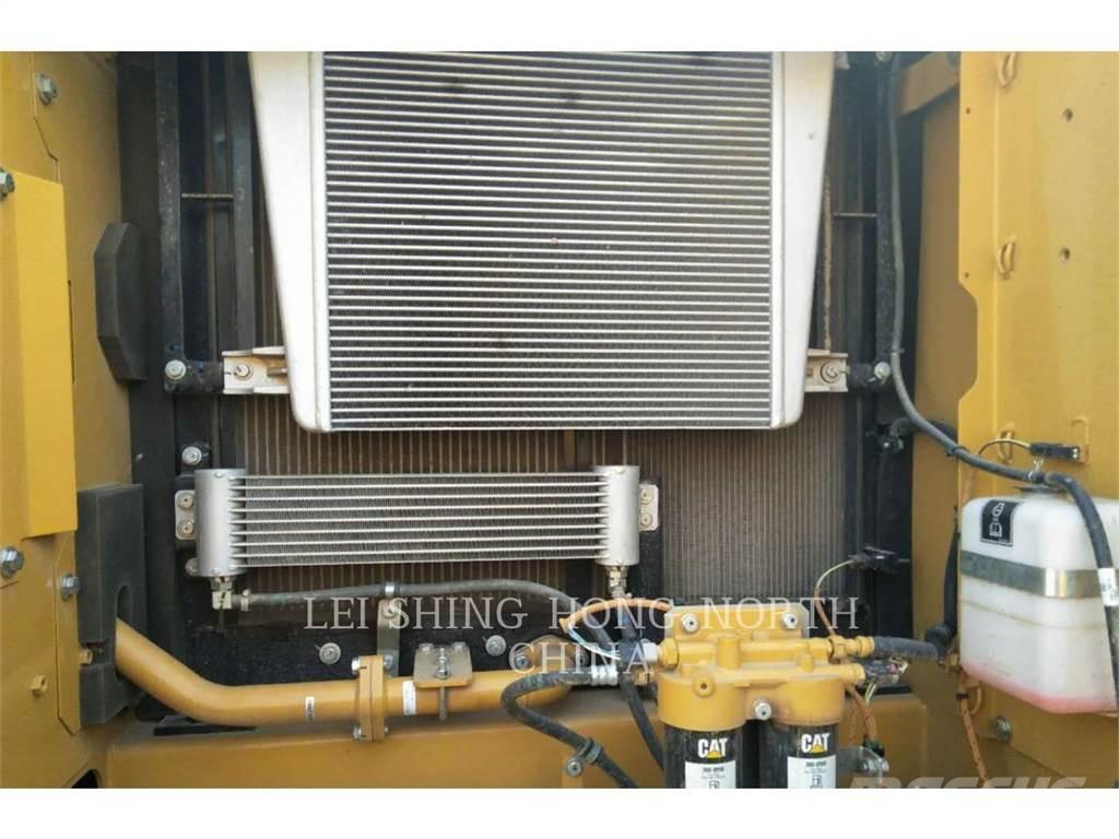 CAT 330D2L Escavadeiras de esteiras